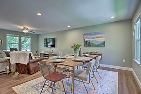 Smoky Mountains Leicester Home w/ Deck!