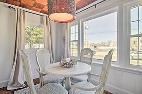 Chincoteague Island Cottage ~ 2 Mi to Beaches