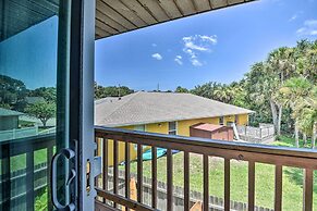New Smyrna Beach Townhome, Walk to Bay Access!