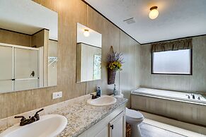 Greers Ferry Lakefront Home w/ Deck & Boat Slips!