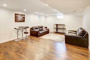 Louisville Area Home: Deck, Fire Pit, Creek!