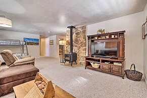 Stunning Utah Home ~ 30 Mi to Zion Nat'l Park