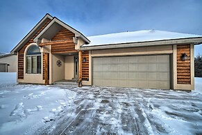 Cozy & Convenient Red Lodge Home < 8 Mi to Slopes!