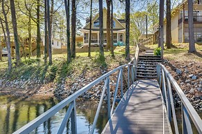 Lake Hartwell Vacation Rental w/ Boat Dock & Slip!