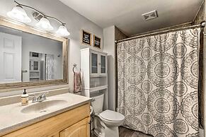 Lakewood Retreat: Access Nature & Urban Sites