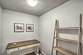 Lakewood Retreat: Access Nature & Urban Sites