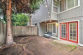 Lakewood Retreat: Access Nature & Urban Sites