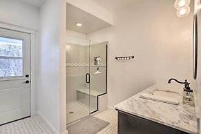 Home Near Downtown & Spearfish Canyon!