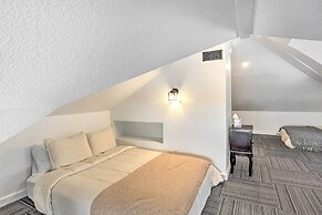 Home Near Downtown & Spearfish Canyon!