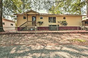 Sues Camp w/ Caddo Lake Access & Dock!