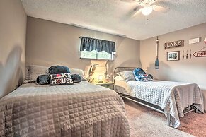 Sues Camp w/ Caddo Lake Access & Dock!