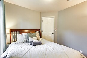 Pet-friendly Home w/ Grill, 2 Mi to Autzen Stadium