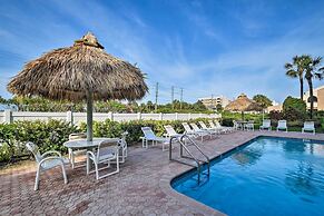 Coastal Condo w/ Balcony: Walk to Madeira Beach!