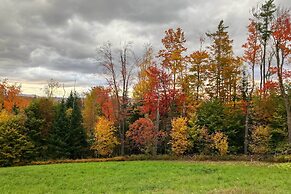 Londonderry Retreat ~ 3 Mi to Lowell Lake!