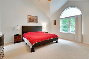 Serene Pocono Escape: 4 Mi to Tobyhanna State Park