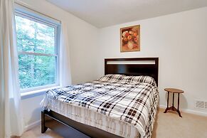 Serene Pocono Escape: 4 Mi to Tobyhanna State Park