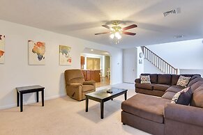 Serene Pocono Escape: 4 Mi to Tobyhanna State Park