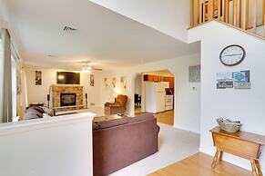 Serene Pocono Escape: 4 Mi to Tobyhanna State Park