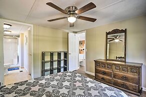 Cozy House w/ Huge Yard ~ 16 Mi to Fort Bragg