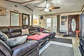 Sevierville Home: Lookout Deck, 10 Mi to Dollywood