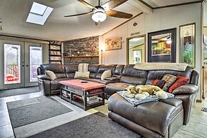 Sevierville Home: Lookout Deck, 10 Mi to Dollywood