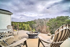 Sevierville Home: Lookout Deck, 10 Mi to Dollywood