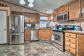 Sevierville Home: Lookout Deck, 10 Mi to Dollywood