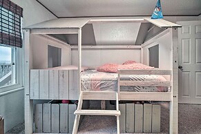 Sevierville Home: Lookout Deck, 10 Mi to Dollywood