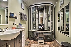 Sevierville Home: Lookout Deck, 10 Mi to Dollywood