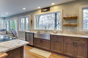 Modern Nellysford Getaway on 40 Private Acres!