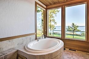 Marrowstone Island Home: 20 Mins to Port Townsend!