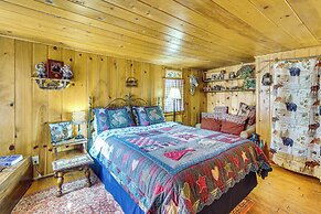 Historic Keystone Cabin Near Mount Rushmore!