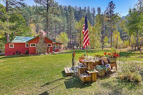 Historic Keystone Cabin Near Mount Rushmore!
