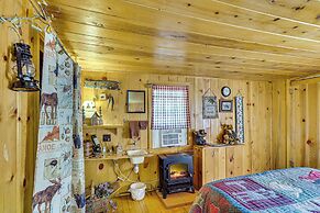 Historic Keystone Cabin Near Mount Rushmore!