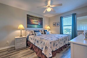 Beach & Pool Access: Family-friendly Miramar Condo