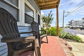 Breezy Ship Bottom House w/ Yard + Beach Access!