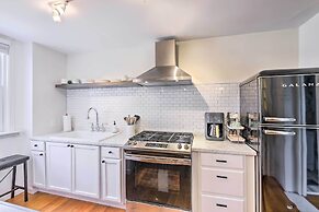 Cincinnati Vacation Rental: 6 Mi to Downtown!