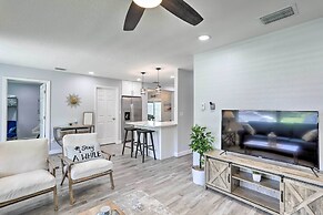 Breezy Largo Getaway - 5 Minutes to Beach!