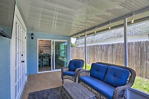 Breezy Largo Getaway - 5 Minutes to Beach!