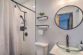 Breezy Largo Getaway - 5 Minutes to Beach!