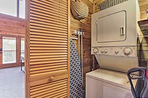 Homey Sevierville Cabin w/ Deck Near Pigeon Forge!