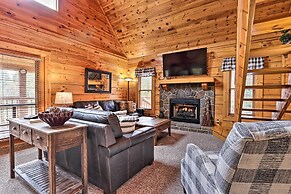Homey Sevierville Cabin w/ Deck Near Pigeon Forge!