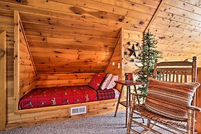 Homey Sevierville Cabin w/ Deck Near Pigeon Forge!