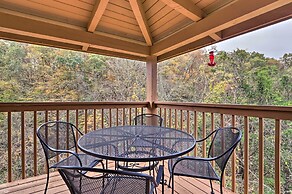Homey Sevierville Cabin w/ Deck Near Pigeon Forge!