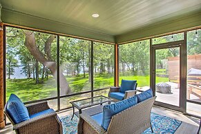 Charming Lake Fork Cottage w/ Screened-in Porch!