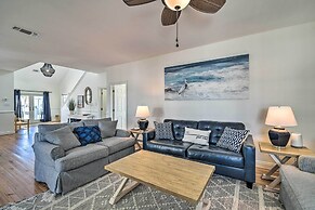 Pool Access & Steps to Beach: Coastal Getaway!