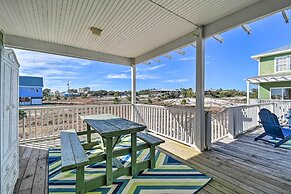 Pool Access & Steps to Beach: Coastal Getaway!