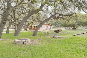 'cabana Sol' Cabin: 4 Mi to Garner State Park
