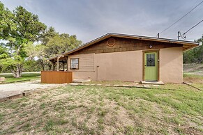 'cabana Sol' Cabin: 4 Mi to Garner State Park