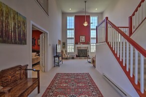 6 Mi to Kalahari: Pocono Pines Golf Course Home!